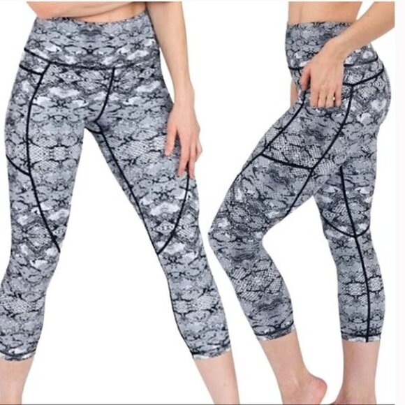 ZYIA Active Cobra Skin Metallic Light &Tight High Rise Capri Leggings. - Picture 1 of 10